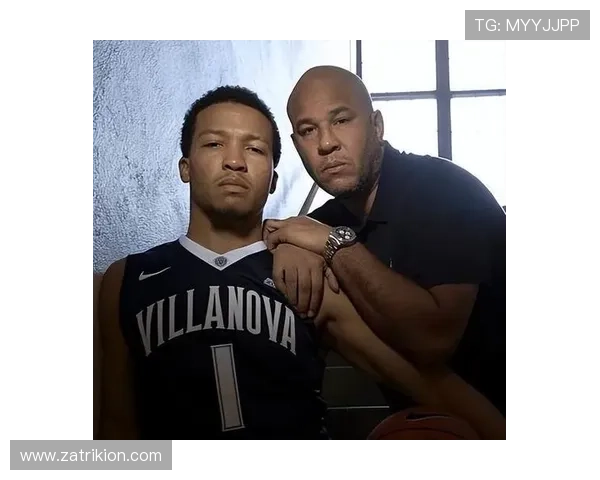 杰伦·布伦森突破得分效率超乔治，带动球队关键时刻拉开比分